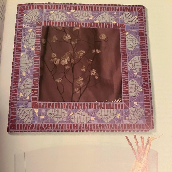 The New Mosaics by D.T. Dawson Craft Book
Instructions for Mixed Media Projects - Picture 5 of 7